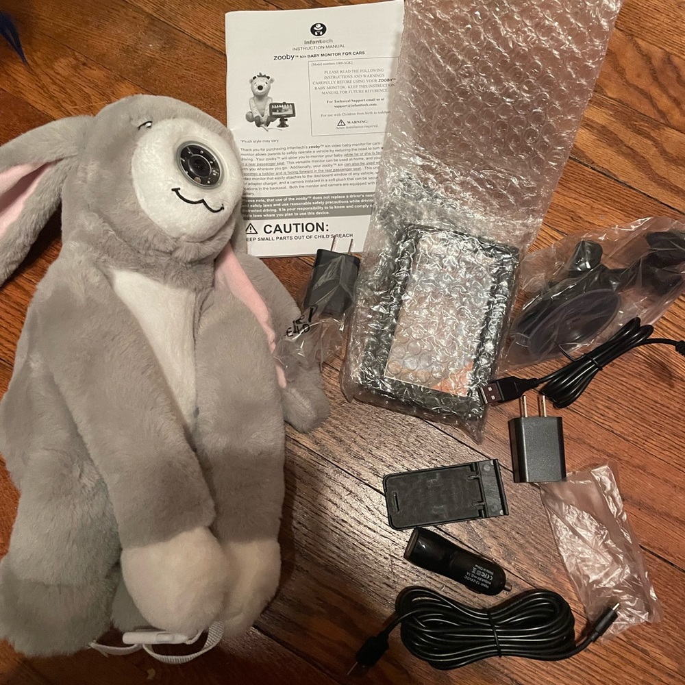 Infantech Zooby car monitor, new without tags